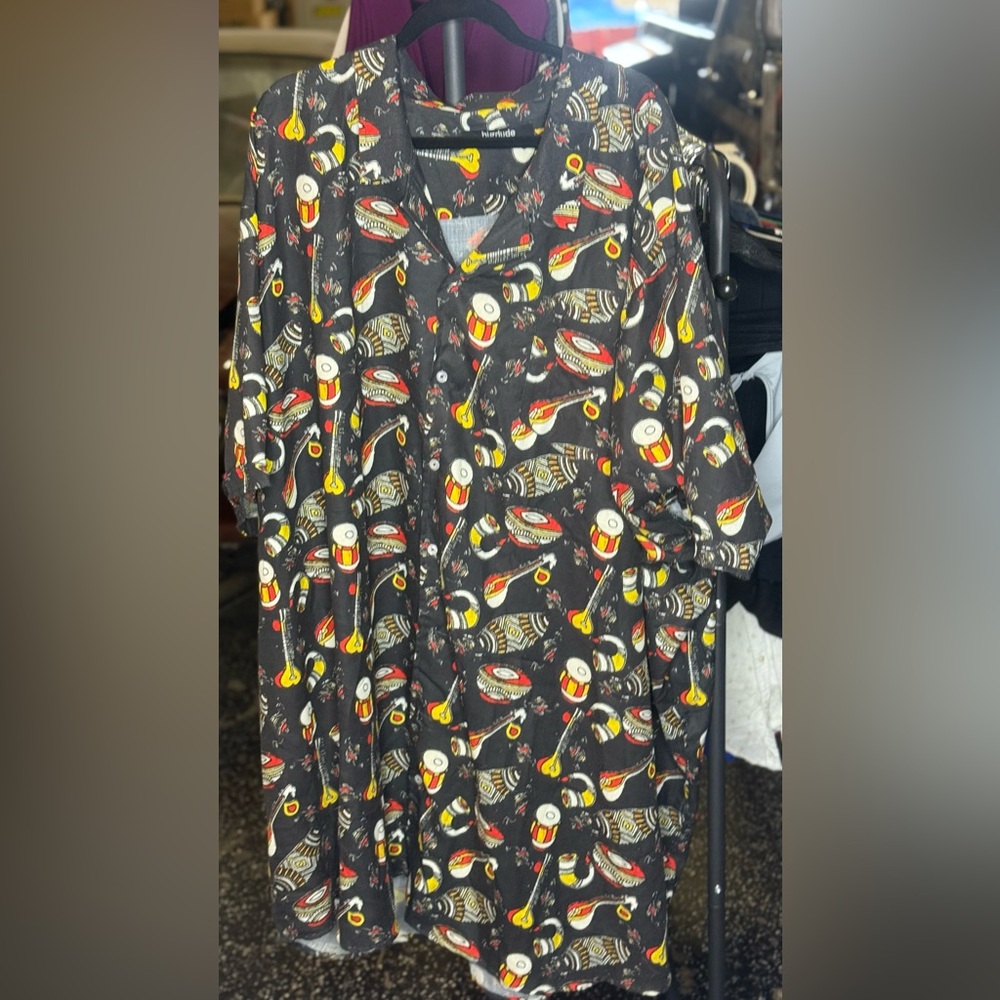 Big Dude musical shirt, short sleeve